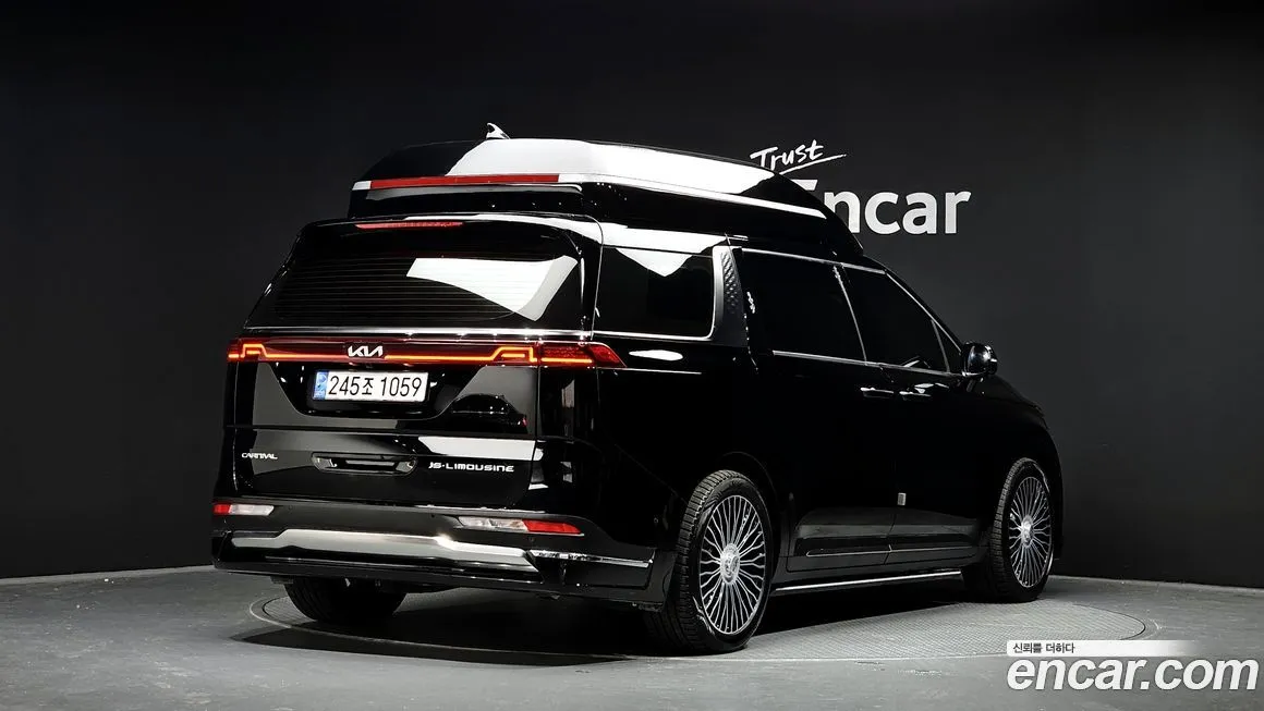 Kia Carnival — фото 2
