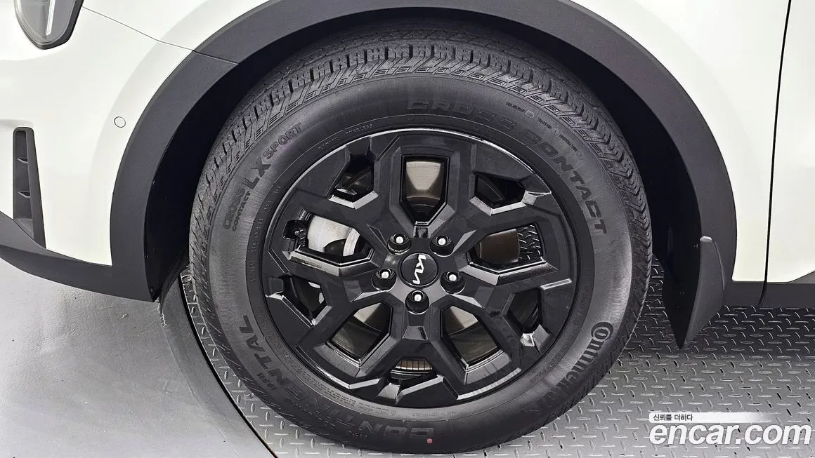 Kia Sorento — фото 5
