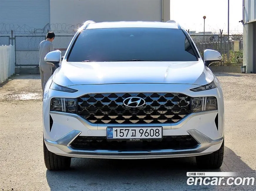 Hyundai Santafe — фото 1