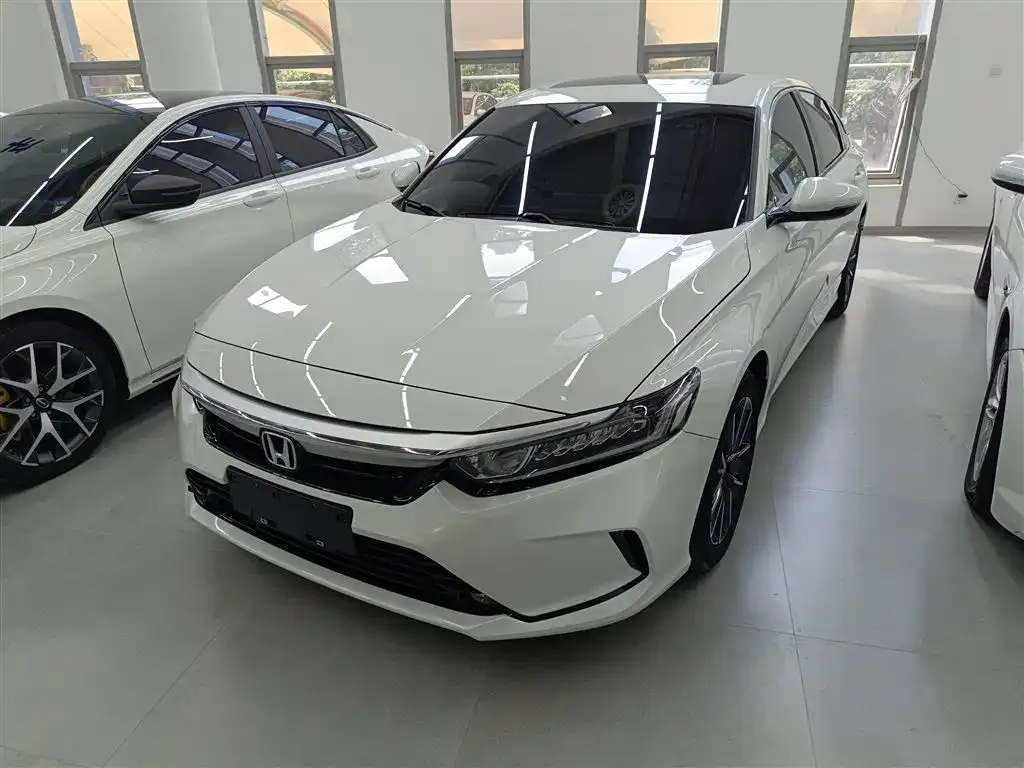 Honda Inspire — фото 1