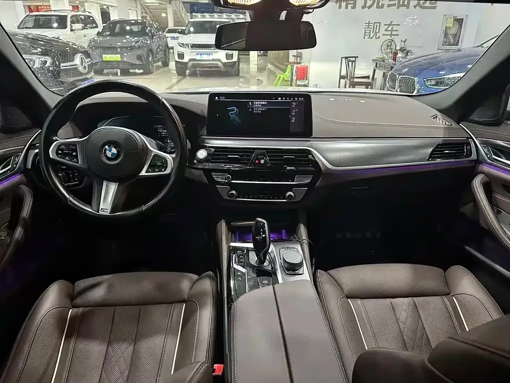 BMW 5 Series New Energy — фото 7