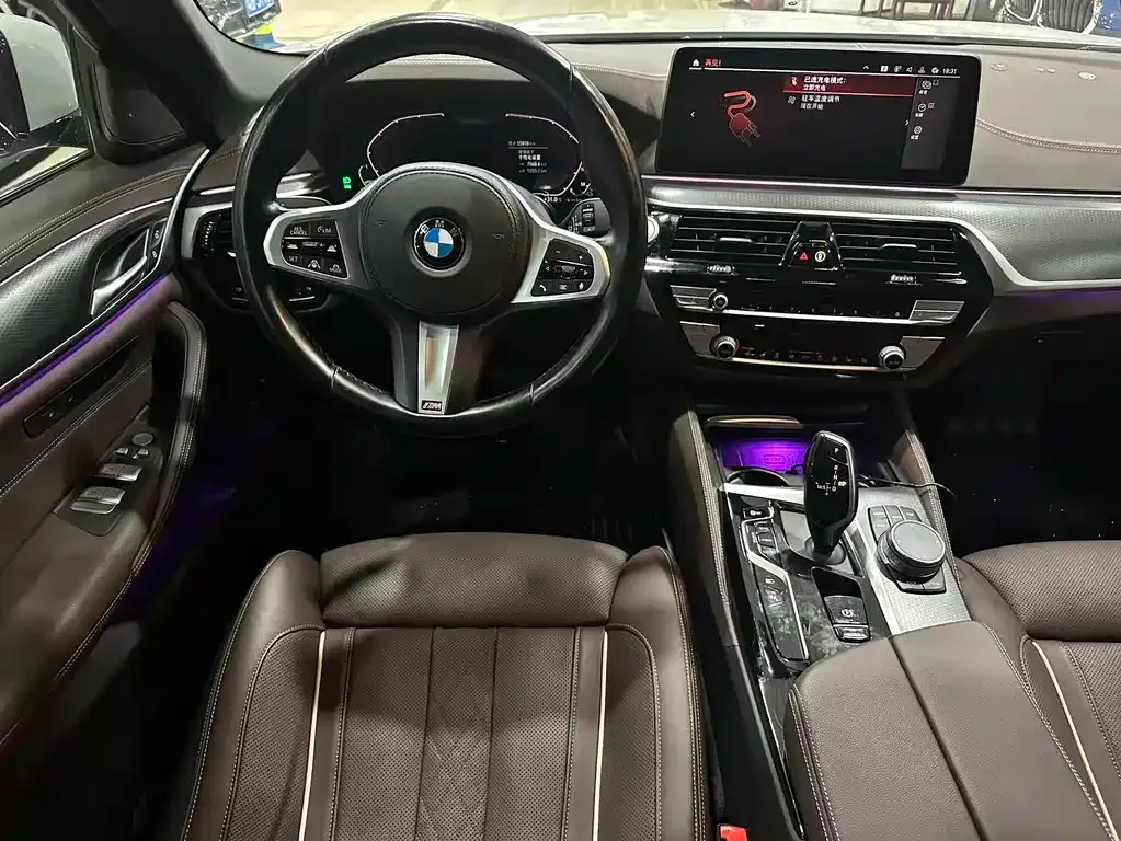BMW 5 Series New Energy — фото 9