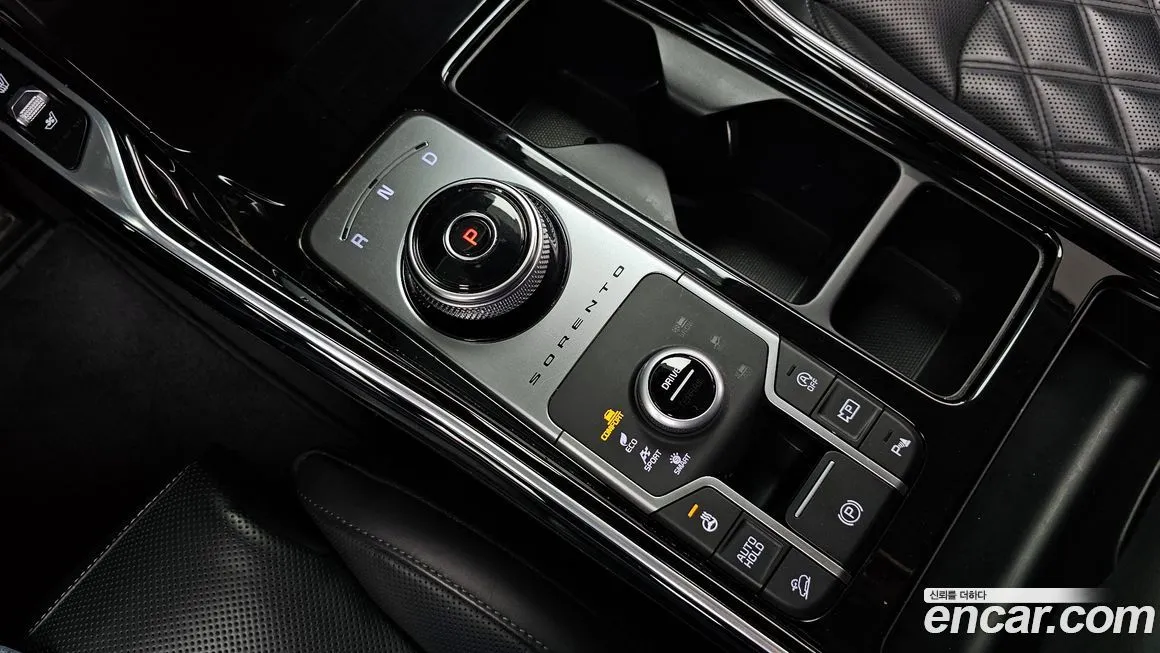 Kia Sorento — фото 9