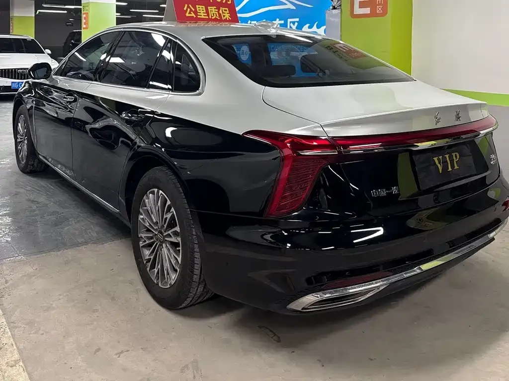 Hongqi H5 — фото 7