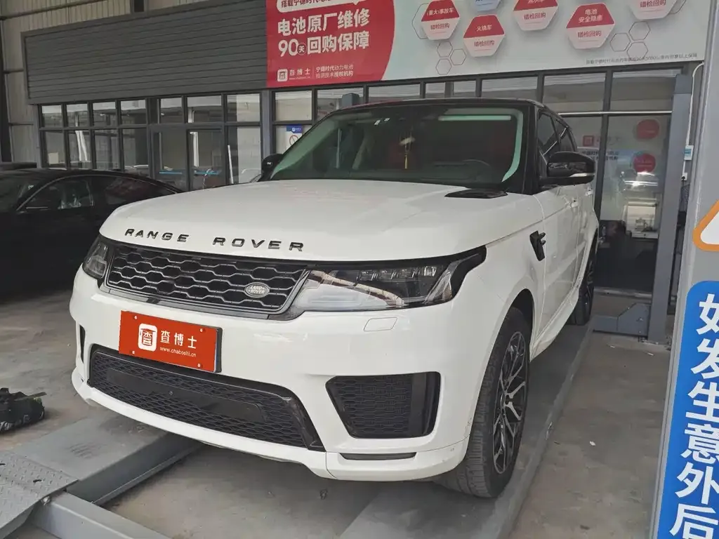 Land Rover Sport — фото 1
