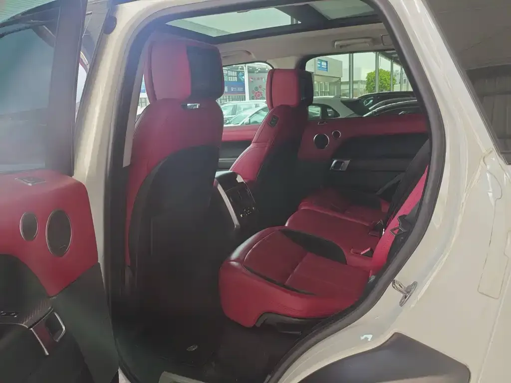 Land Rover Sport — фото 8