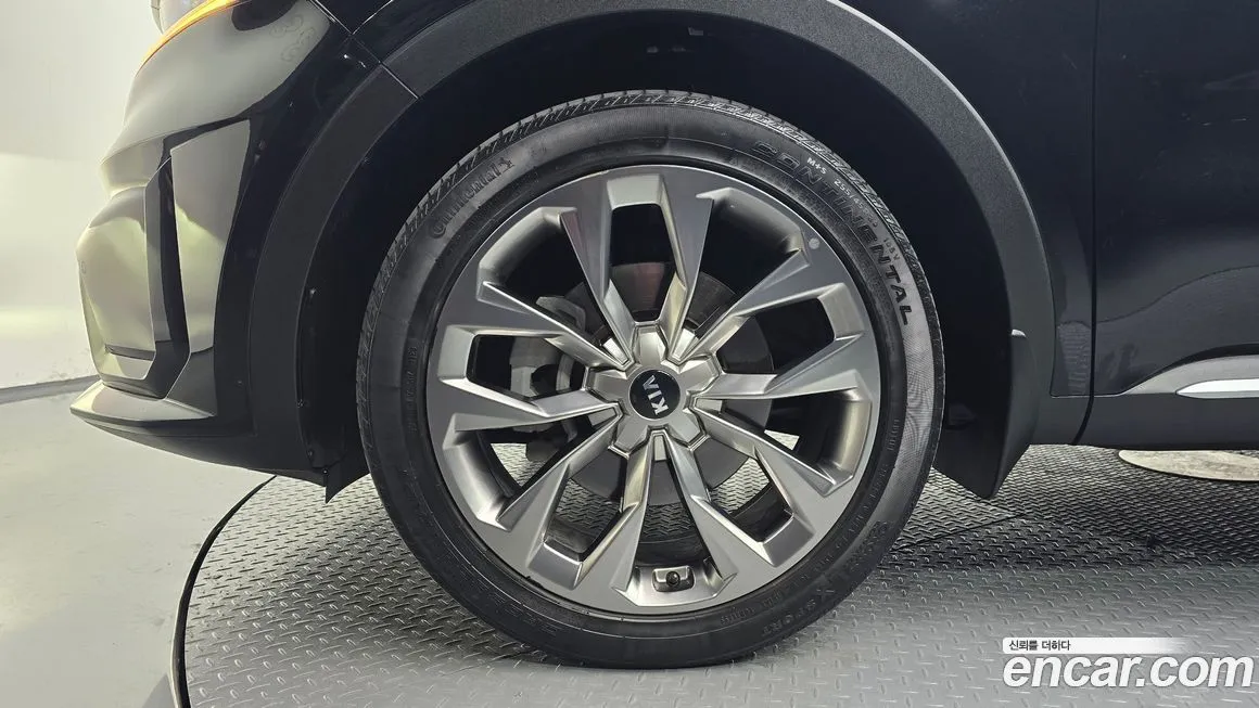 Kia Sorento — фото 5