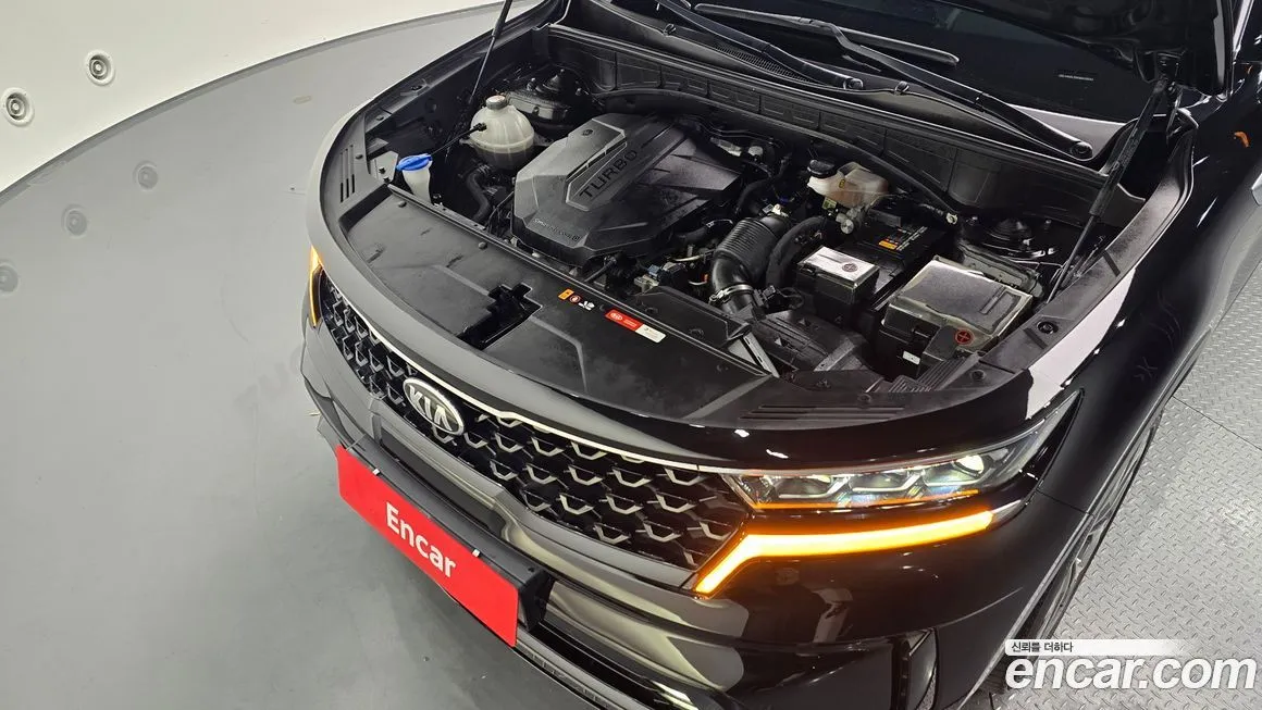 Kia Sorento — фото 6