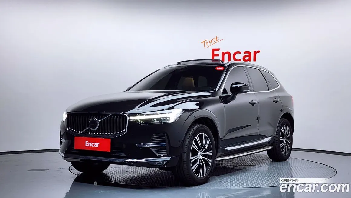 Volvo XC60 — фото 1