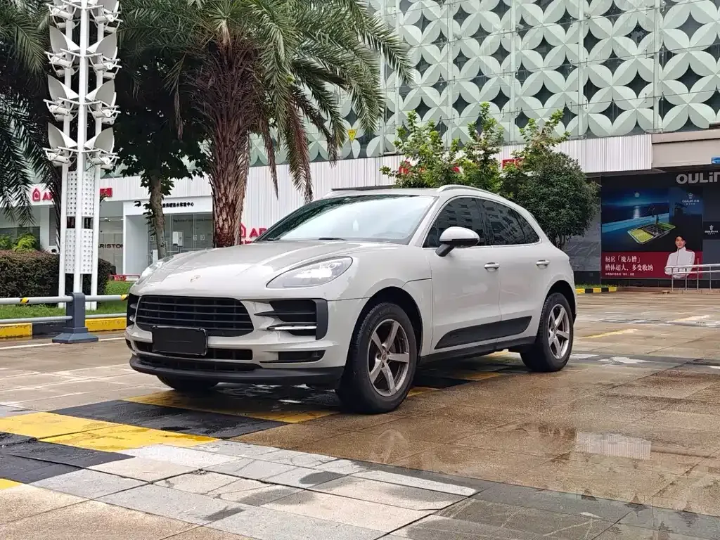 Porsche Macan — фото 1