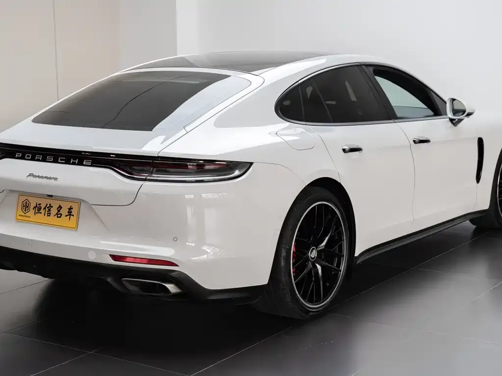 Porsche Panamera — фото 6
