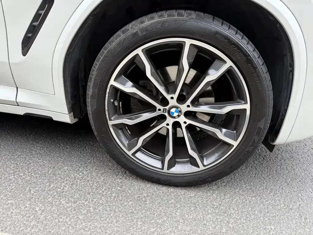 BMW X3 — фото 4