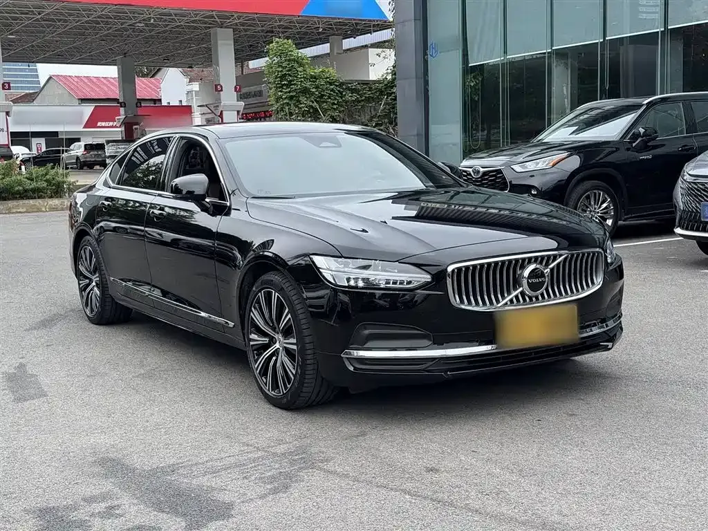 Volvo S90 — фото 10