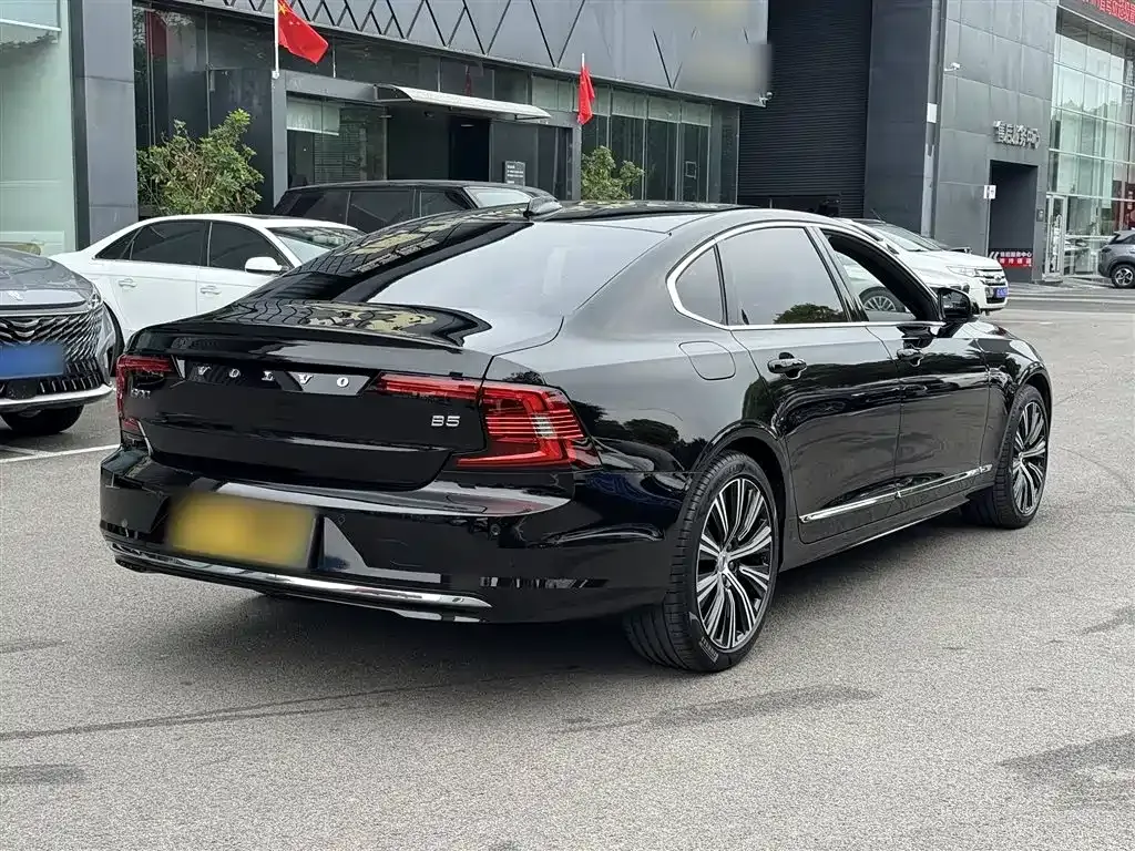 Volvo S90 — фото 4