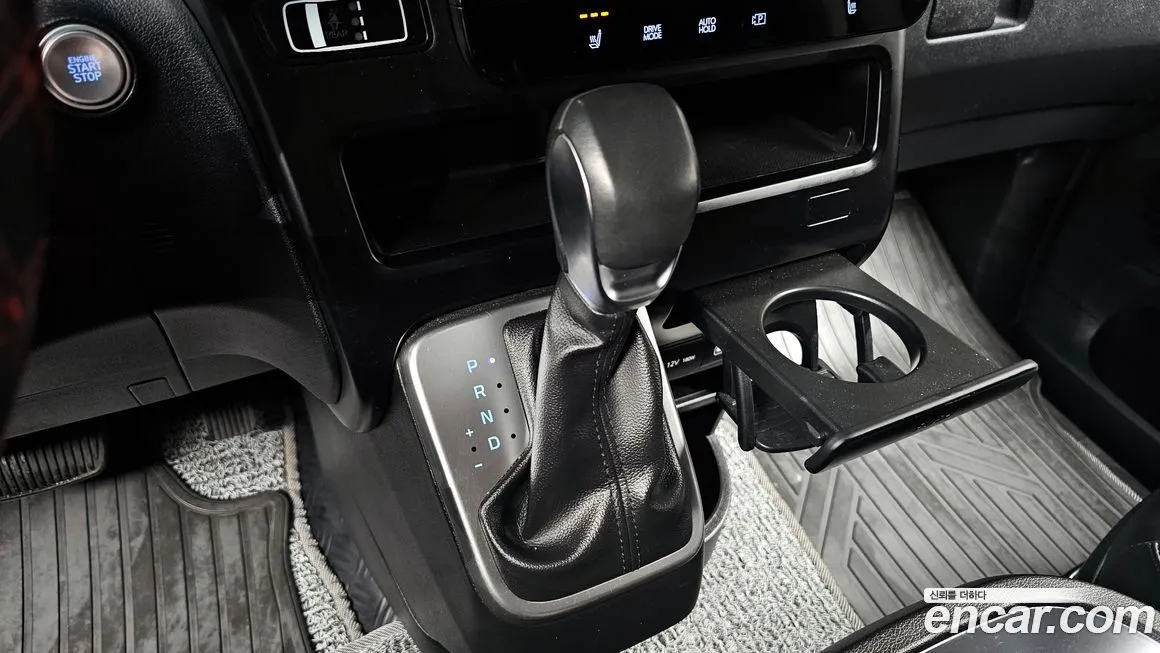 Hyundai Staria — фото 9
