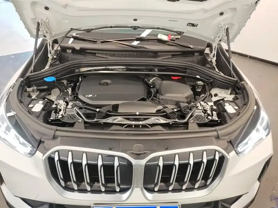 BMW X1 — фото 10