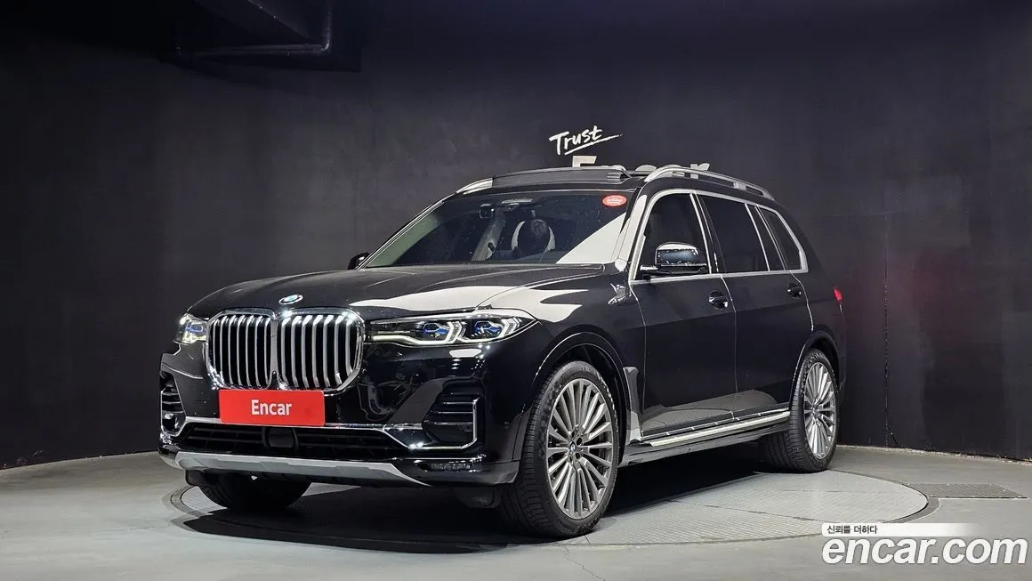 BMW X7 — фото 1