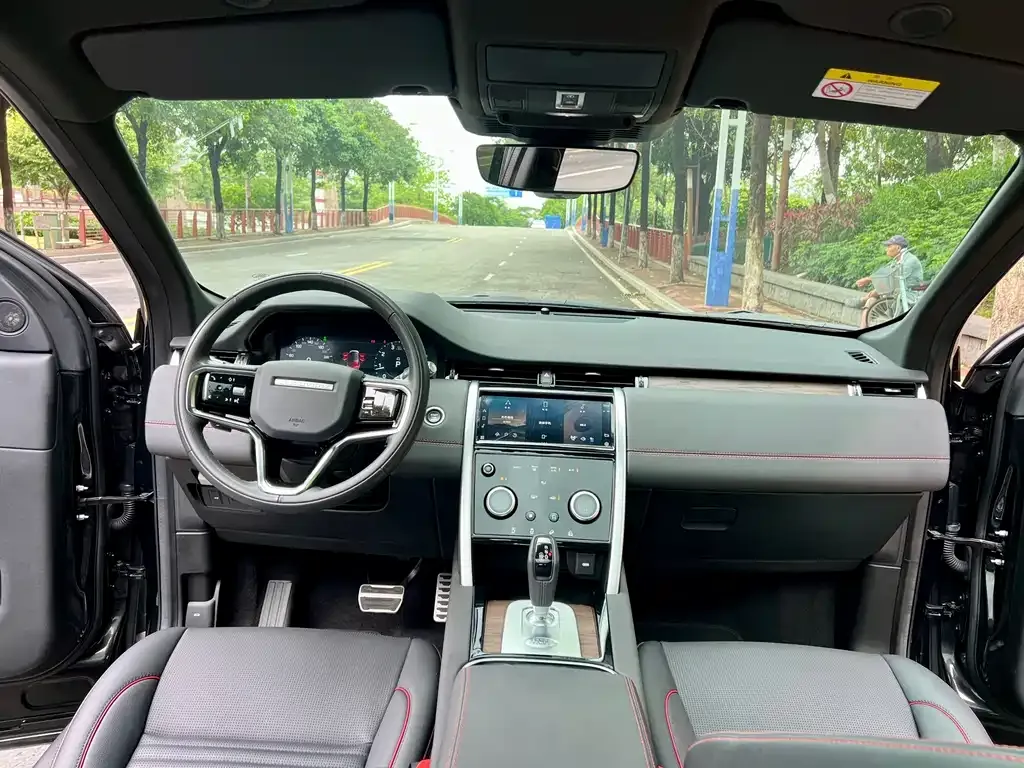 Land Rover Discovery Sport — фото 10