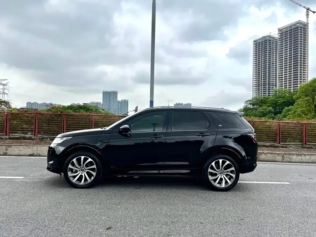 Land Rover Discovery Sport — фото 4