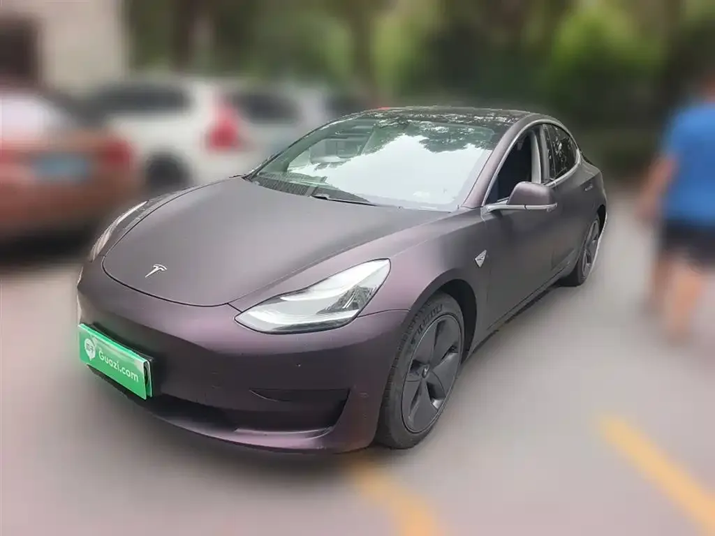 Tesla Model 3 — фото 2