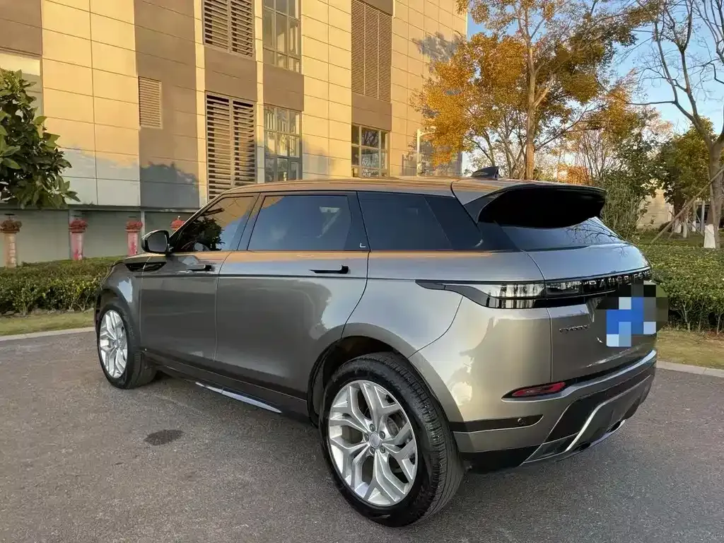 Land Rover Evoque — фото 8