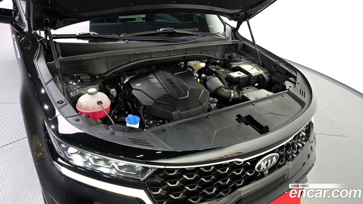 Kia Sorento — фото 6