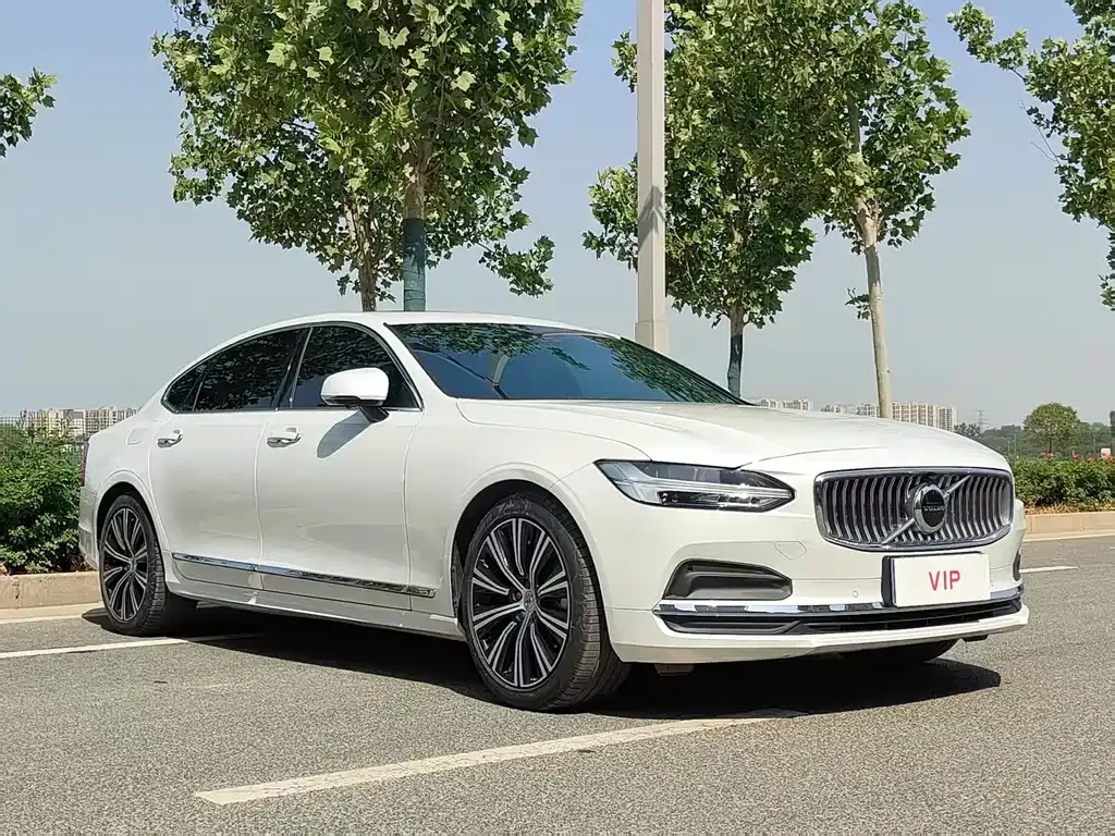 Volvo S90 — фото 3