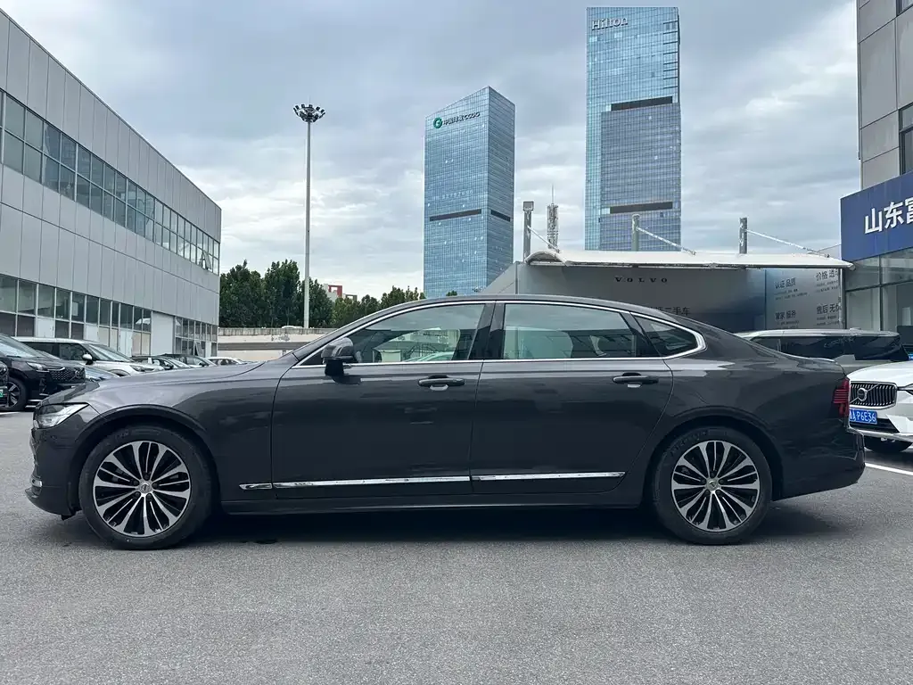 Volvo S90 — фото 4