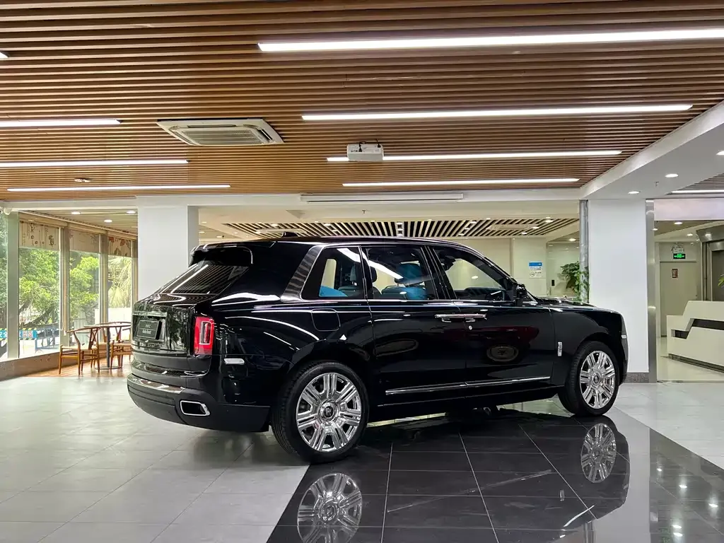 Rolls-Royce Cullinan — фото 3