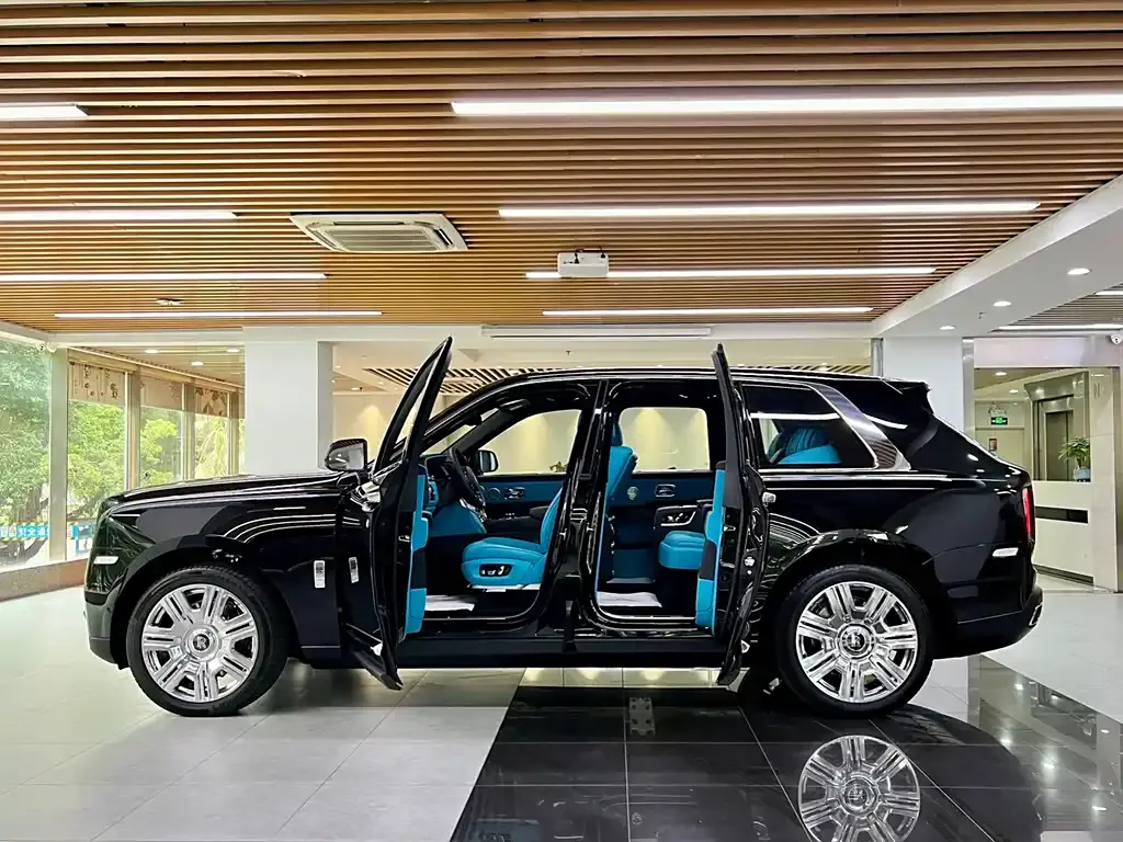 Rolls-Royce Cullinan — фото 4