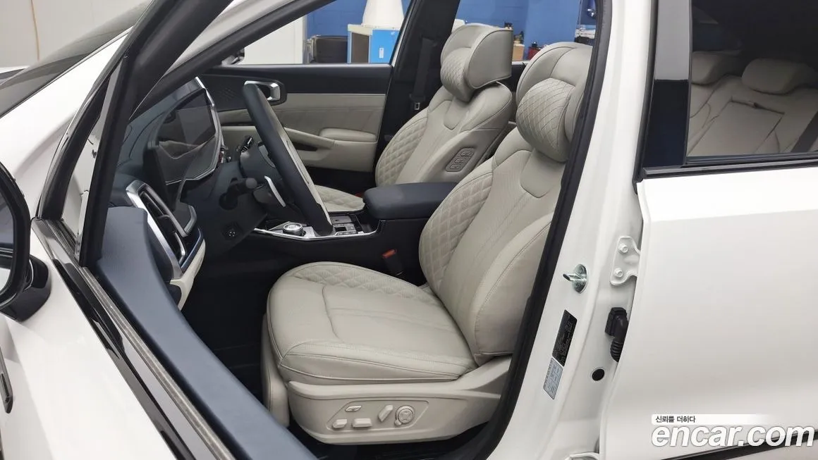 Kia Sorento — фото 10