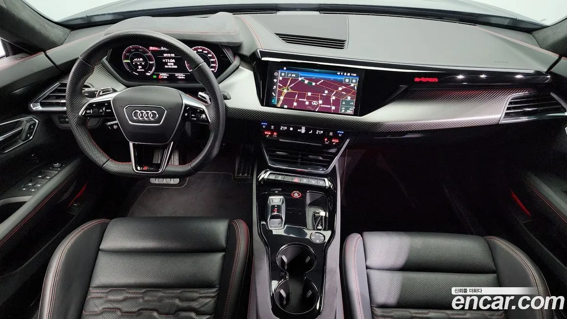 Audi RS e-tron GT — фото 7