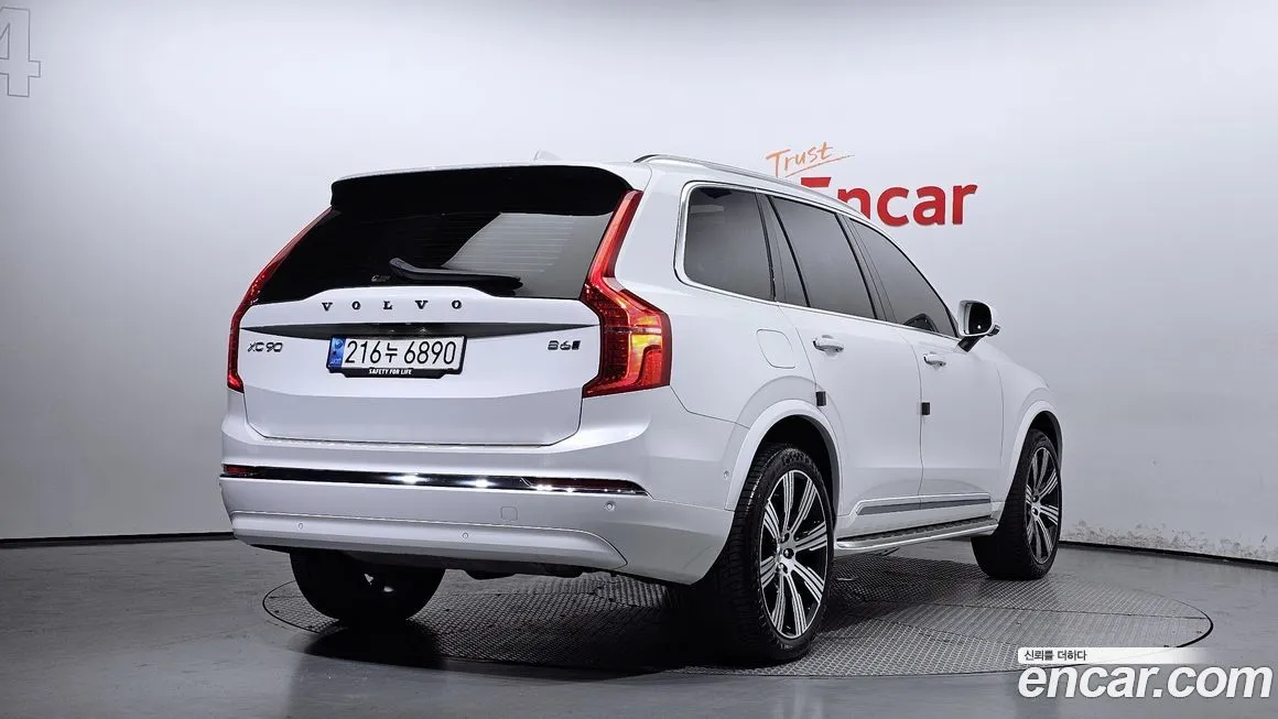 Volvo XC90 — фото 2