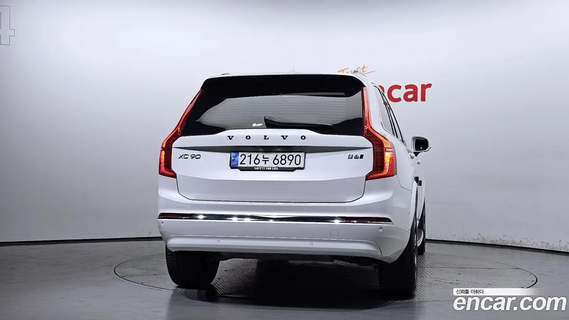 Volvo XC90 — фото 4