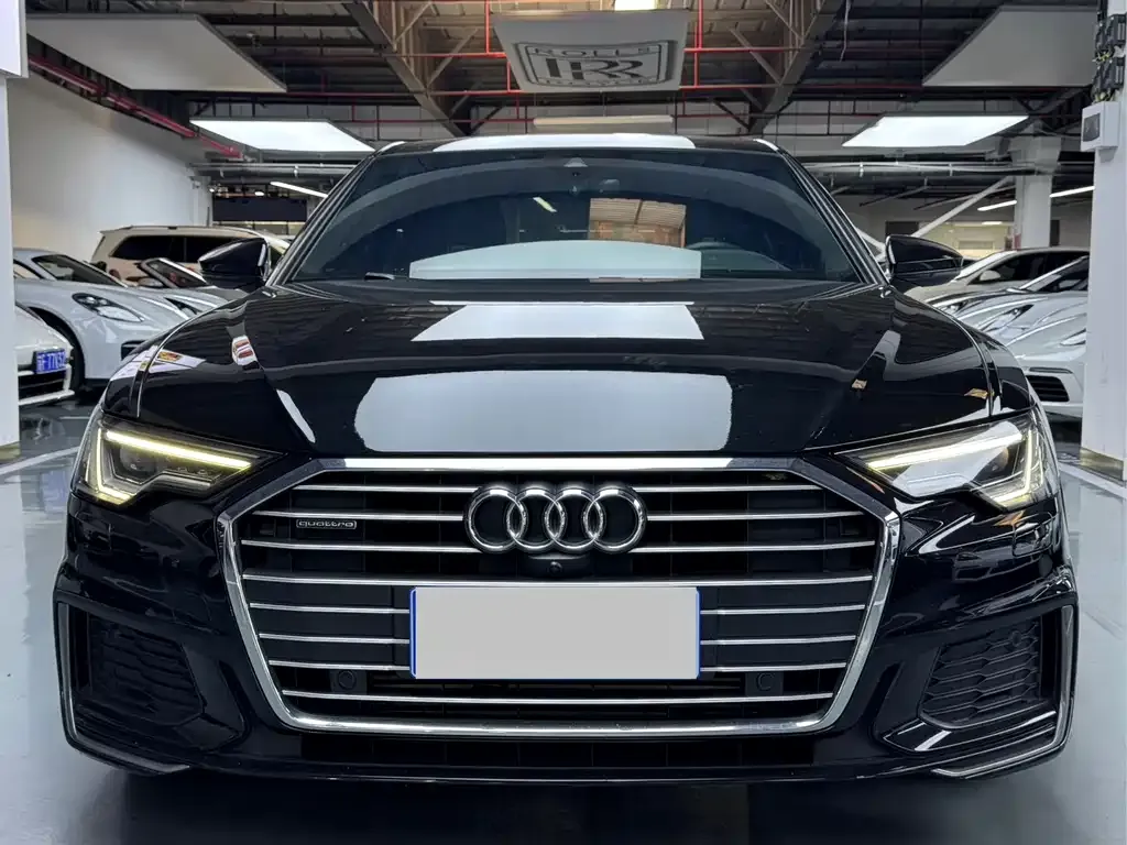 Audi A6L — фото 2