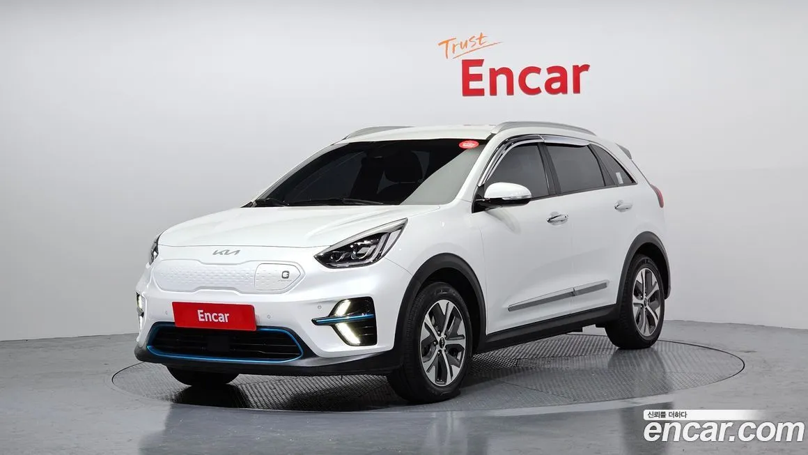 Kia Niro — фото 1