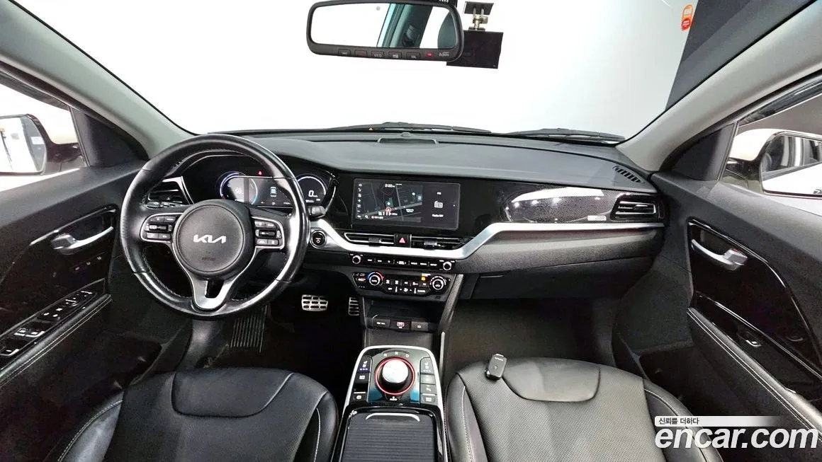 Kia Niro — фото 7