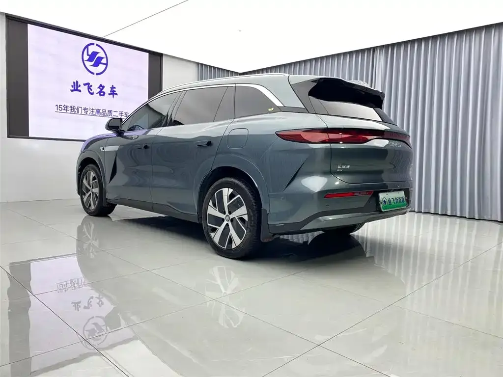 BYD Tang L — фото 6