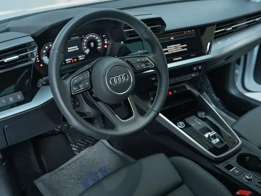 Audi A3 — фото 7