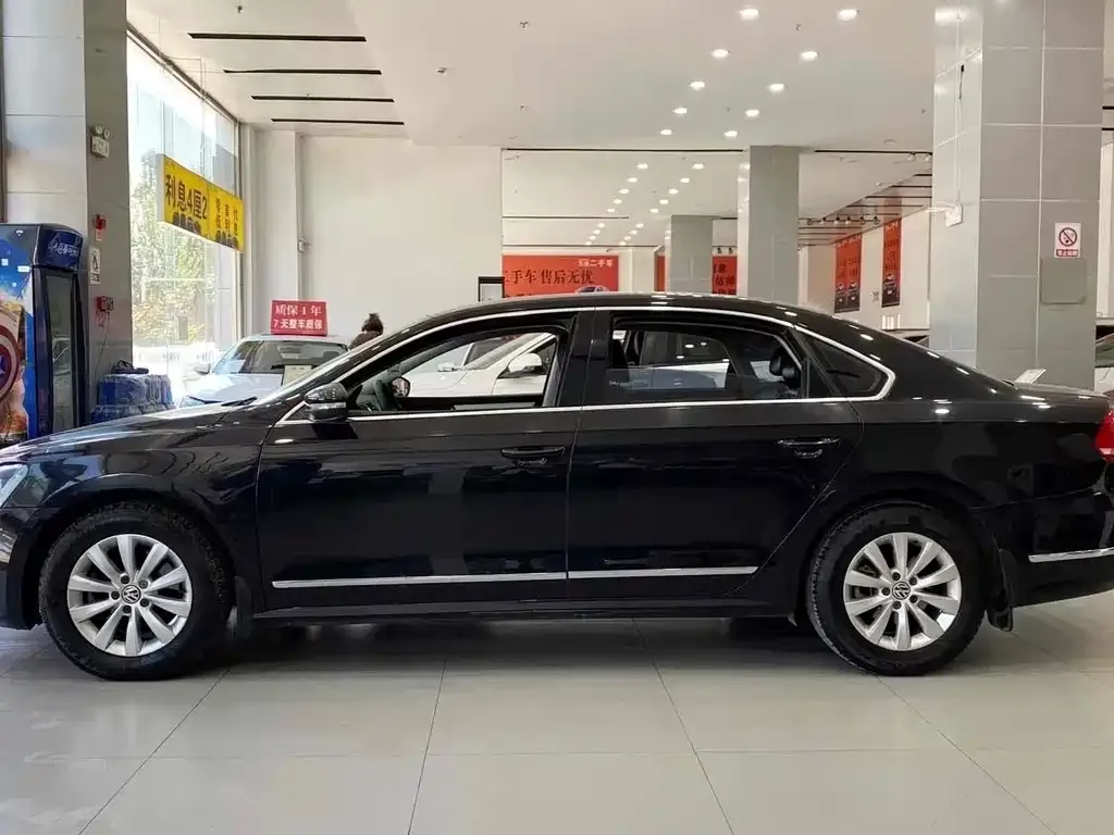 Volkswagen Passat — фото 3