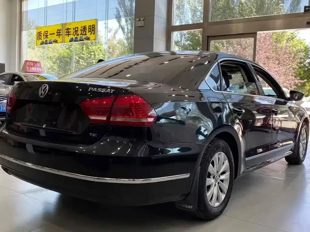 Volkswagen Passat — фото 7