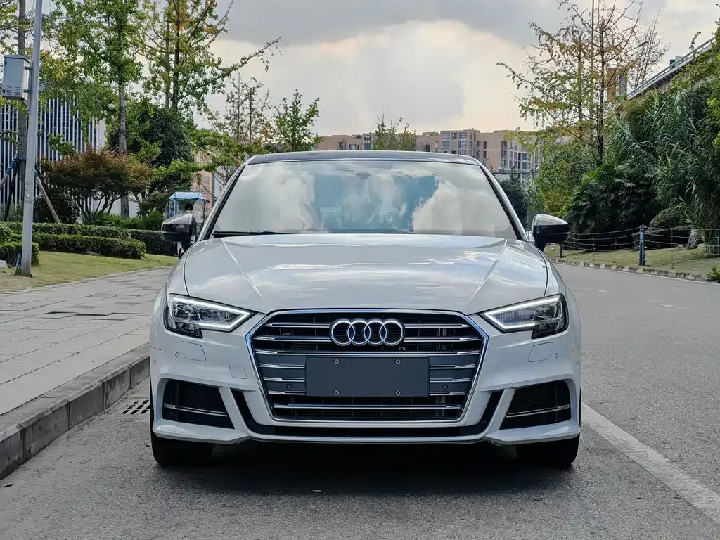 Audi A3 — фото 2