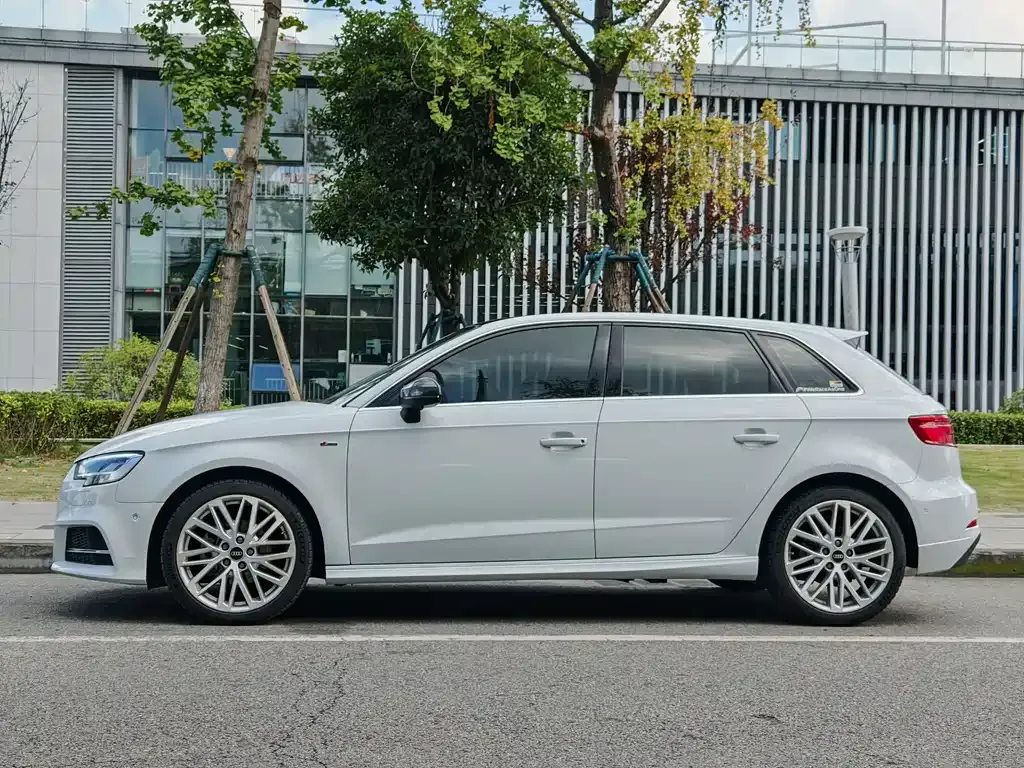 Audi A3 — фото 3