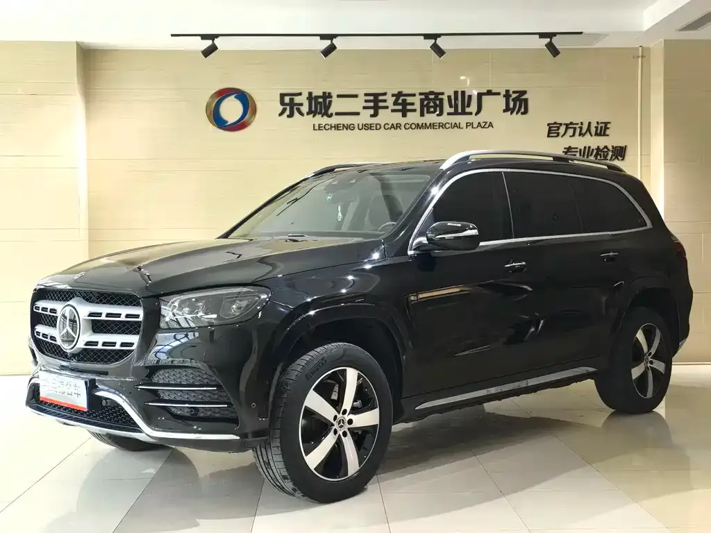 Mercedes-Benz GLS — фото 1