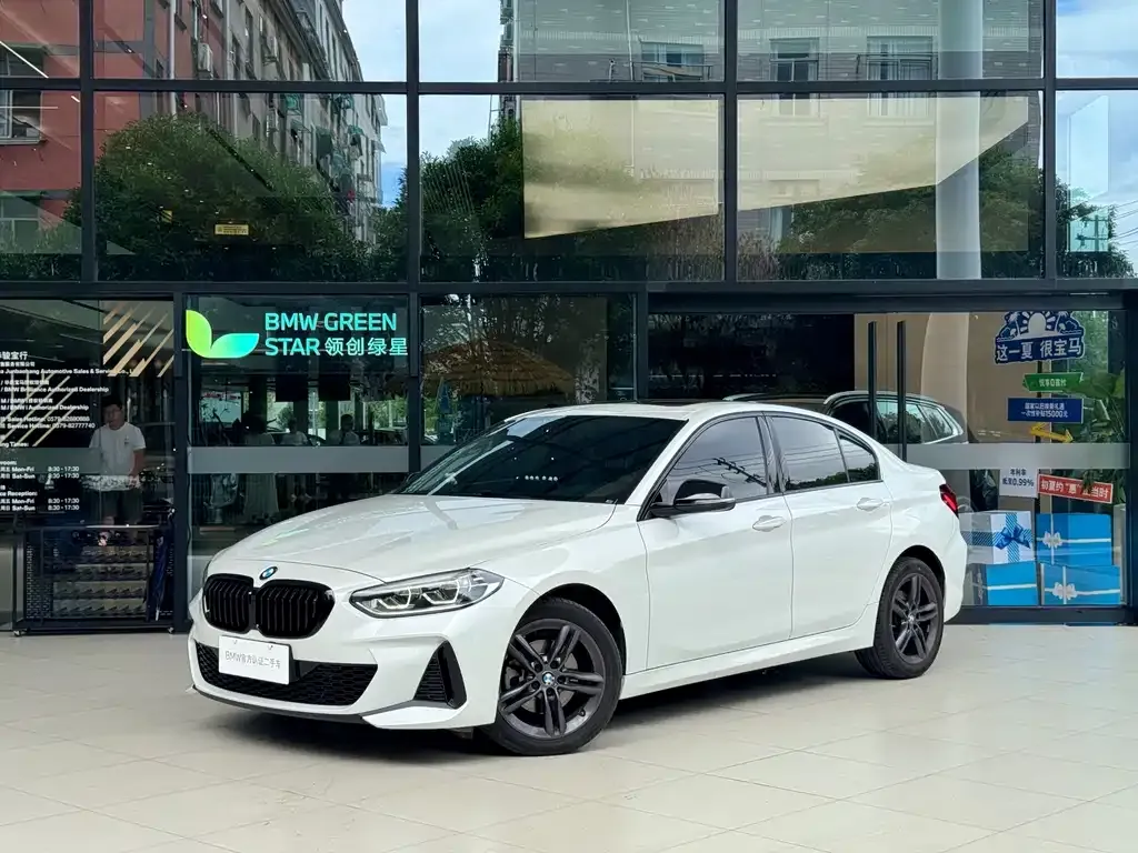 BMW 1 Series — фото 1