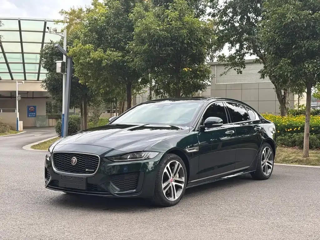 Jaguar XEL — фото 1