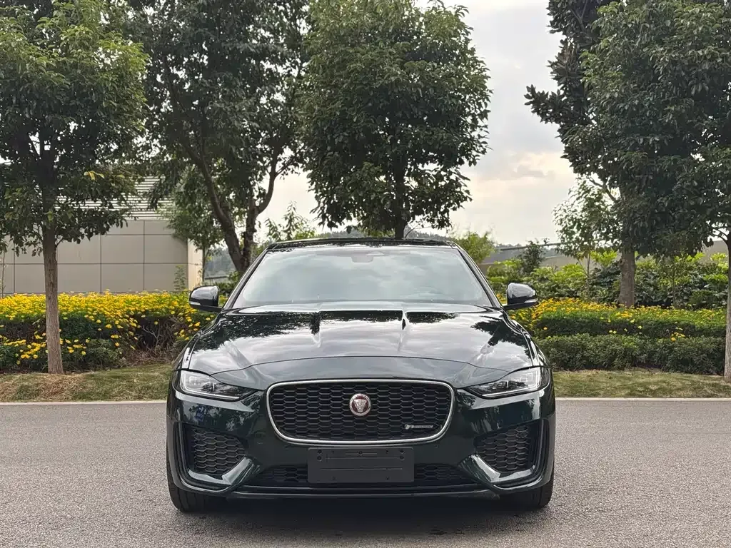 Jaguar XEL — фото 2