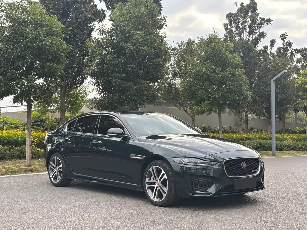 Jaguar XEL — фото 3