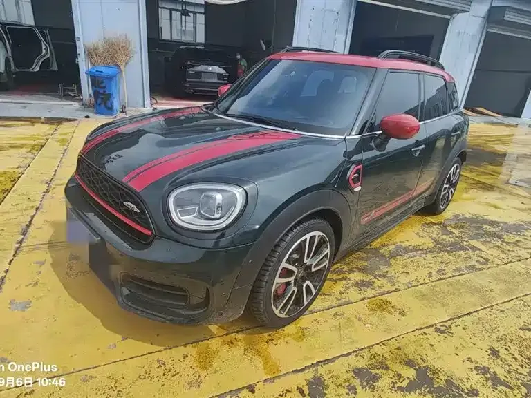 MINI Countryman JCW — фото 1