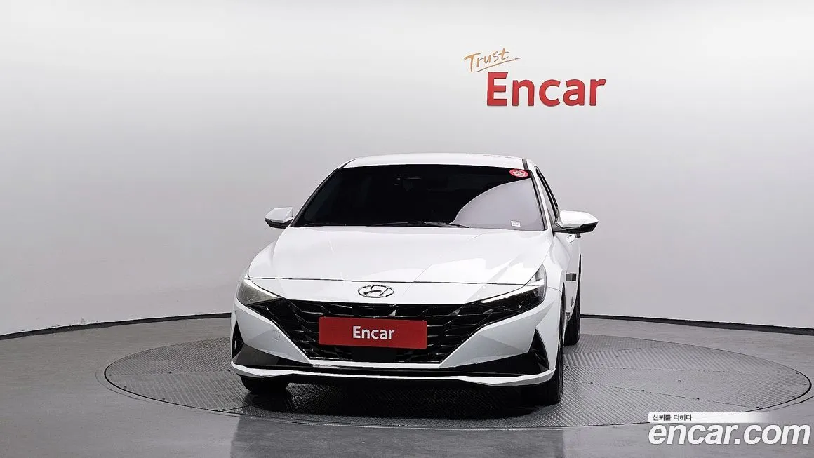 Hyundai AVANTE — фото 3
